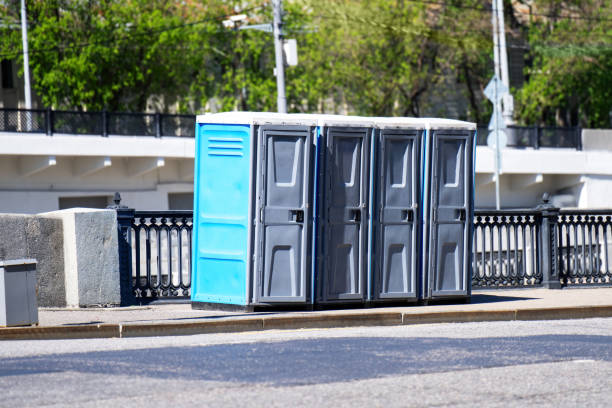 Porta potty delivery and setup in Glenwood City, WI